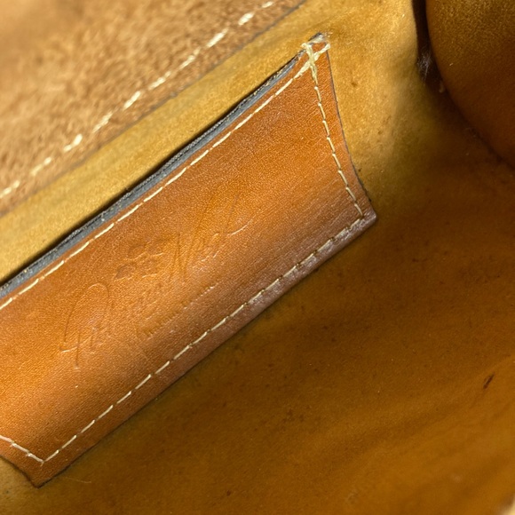 PATRICIA NASH BARREL CROSSBODY Leather Crossbody Bag - Picture 6 of 6